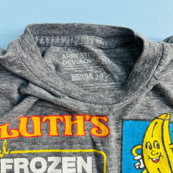 Ripple Junction Arrested Development T-Shirt, Bluth's Original Frozen Banana Tee - Picture 5 of 6